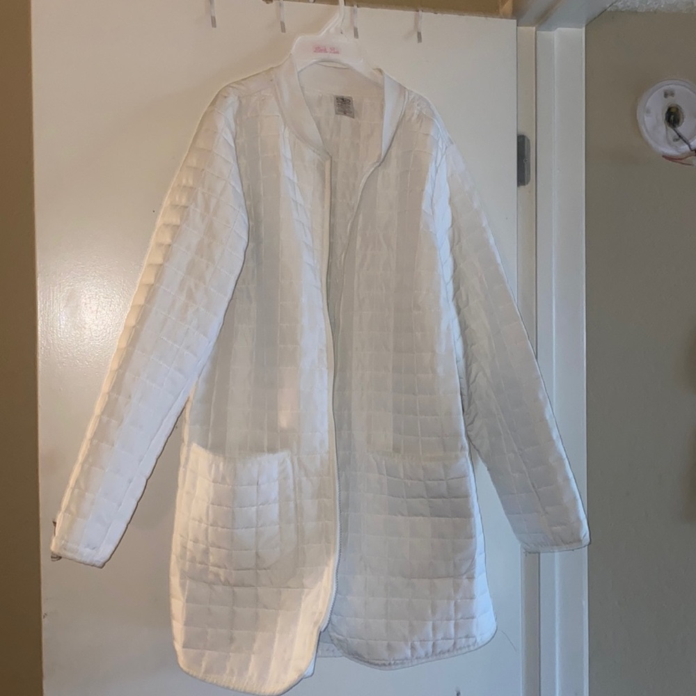 Athletic Works-white puffer coat